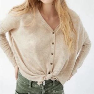 SOLD🚫Urban outfitters cardigan size small